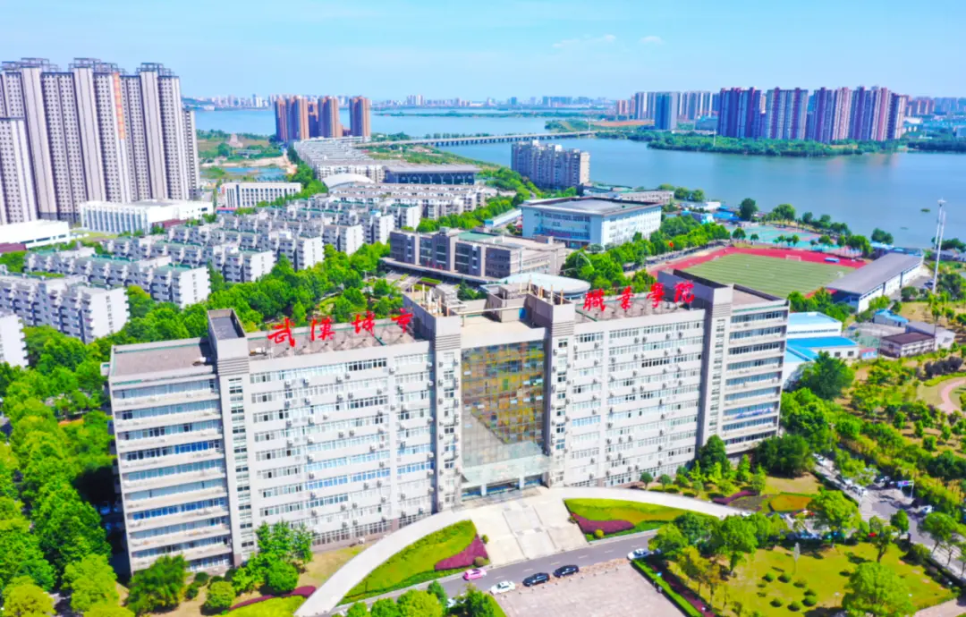 驰骋赛场 驰骋赛场