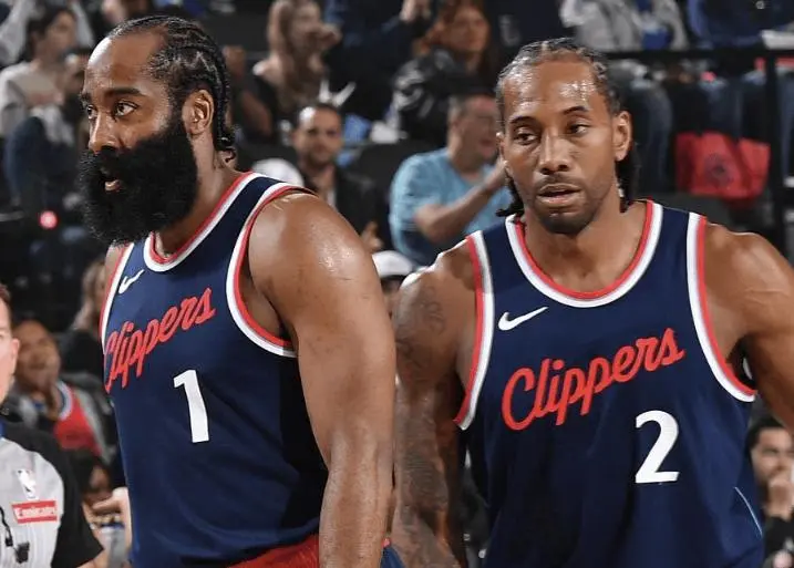 尤为关键, 他的多功能 尤为关键, 他的多功能